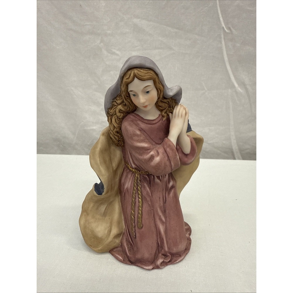 Kirkland Signature 13 Piece 75177 Nativity Replacement MARY - Excellent!